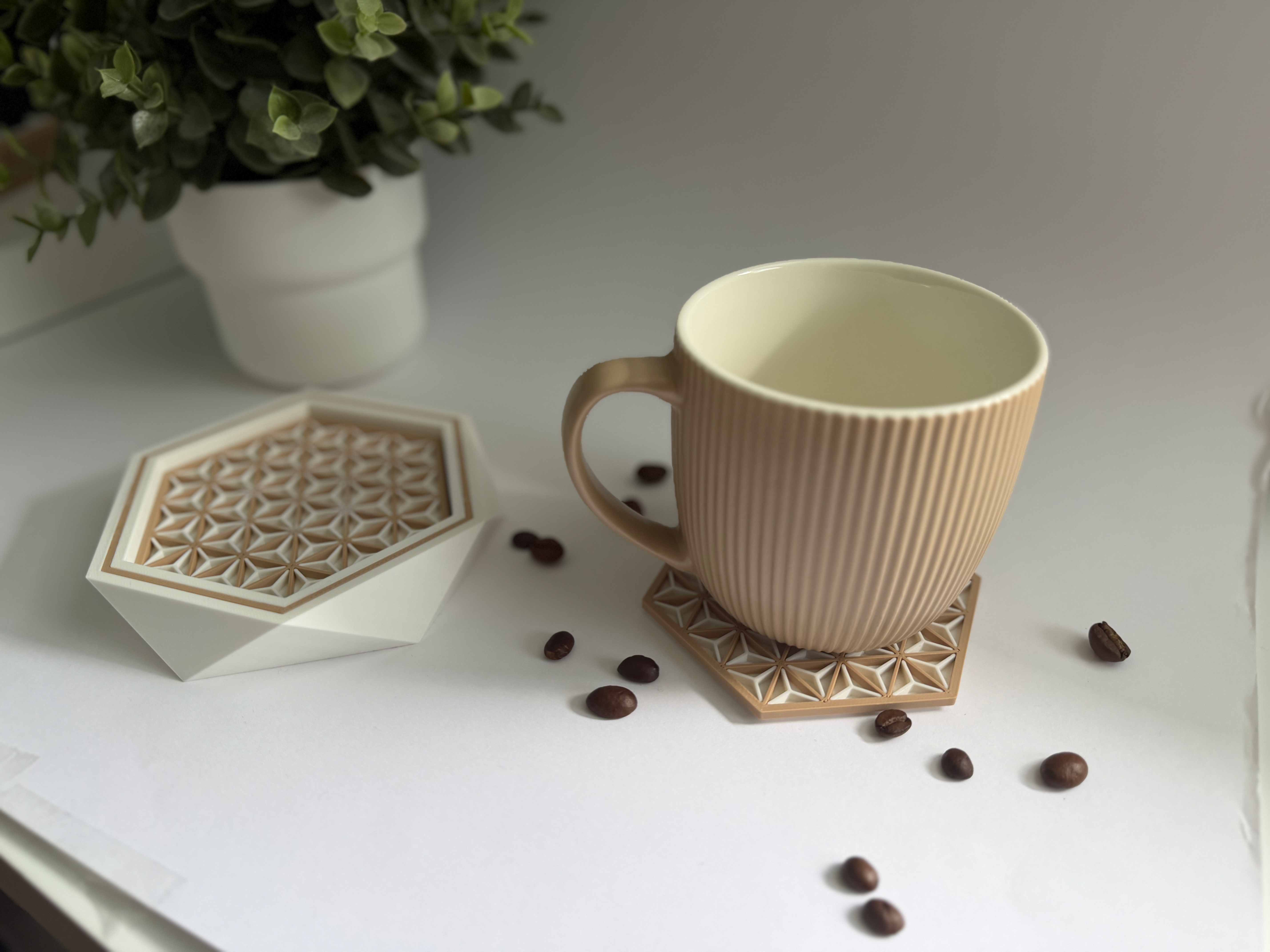 Kumiko Coaster Set — 4 pieces with holder
